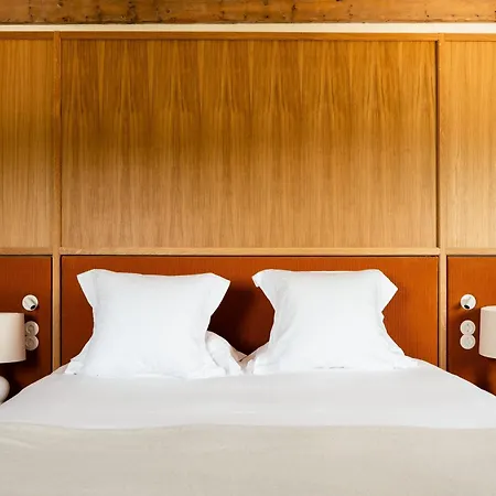 فندق Capelongue, A Beaumier & 5*